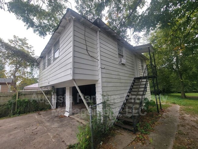 Building Photo - 1951 Barnes Rd