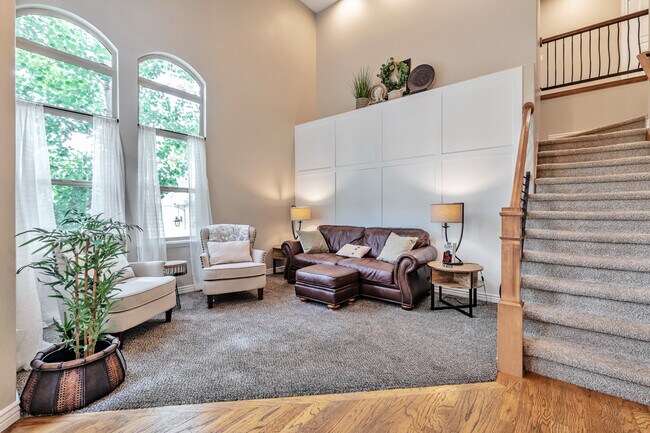 Building Photo - 1306 E 5250 S