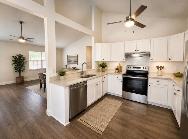 Building Photo - 22750 Pickerel Cir