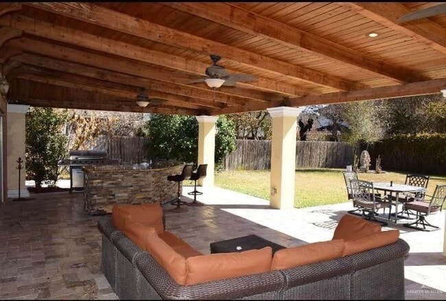 Building Photo - 24 Los Indios Pkwy