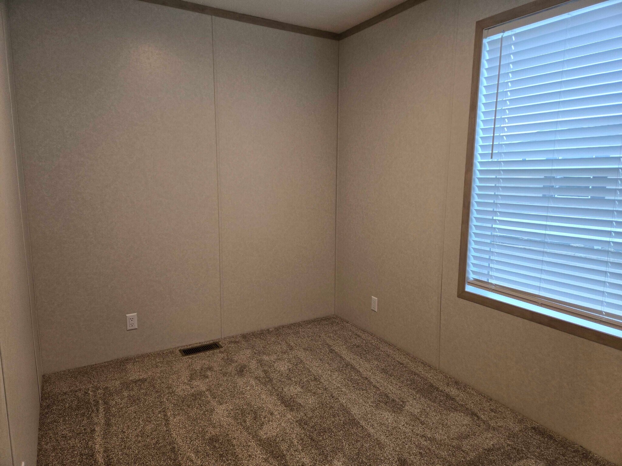 Building Photo - 3510 N 9th St