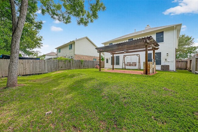 Building Photo - 16602 Pademelon Dr