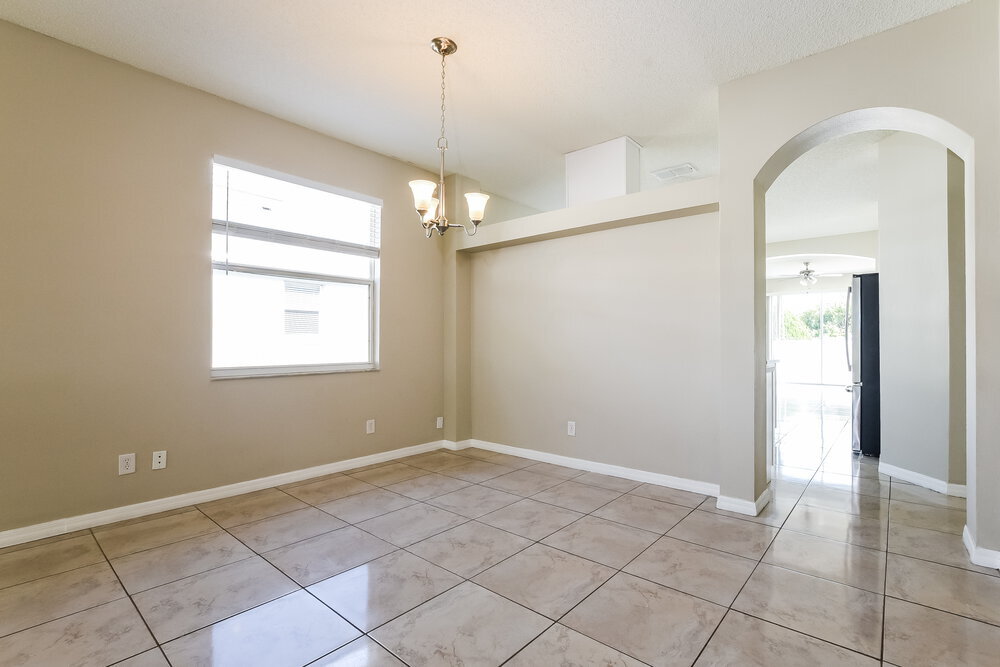 Building Photo - 2725 Eagle Glen Cir