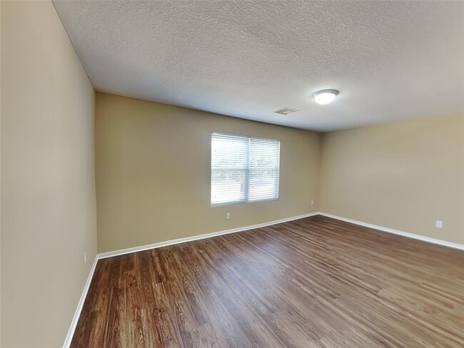 Building Photo - 3642 Apple Dale Dr