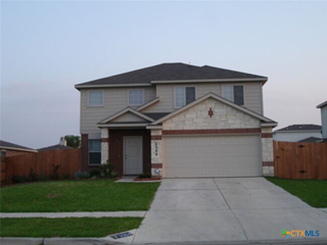 Primary Photo - 3304 Thunder Creek Dr
