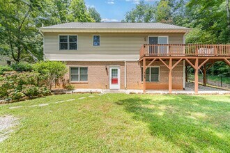 Building Photo - 306 Crosscut Dr