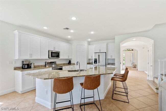 Building Photo - 12730 Aviano Dr