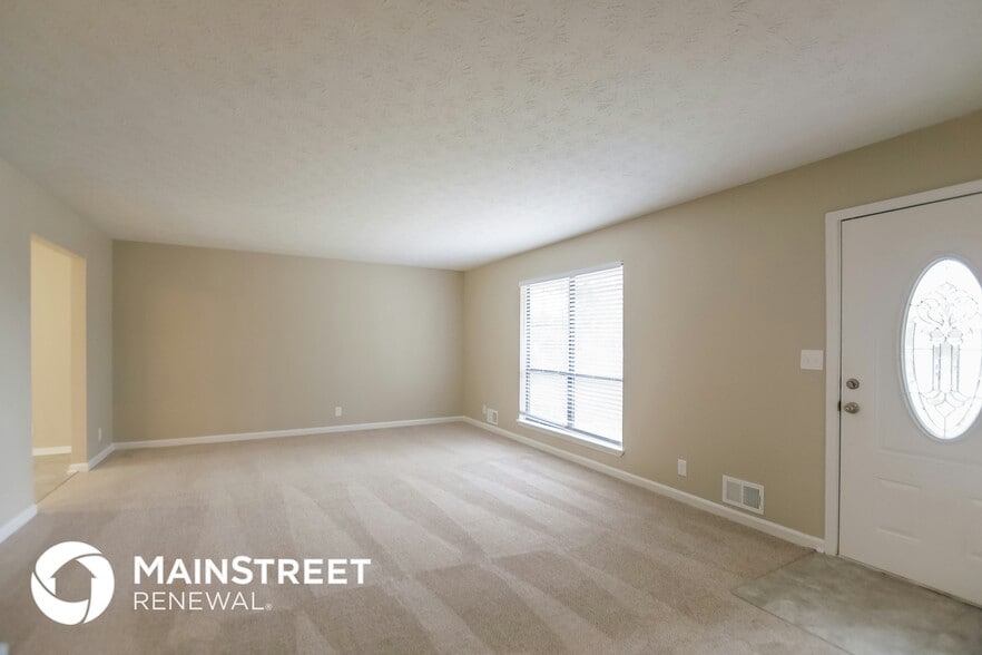 Building Photo - 3986 Majestic Dr SW