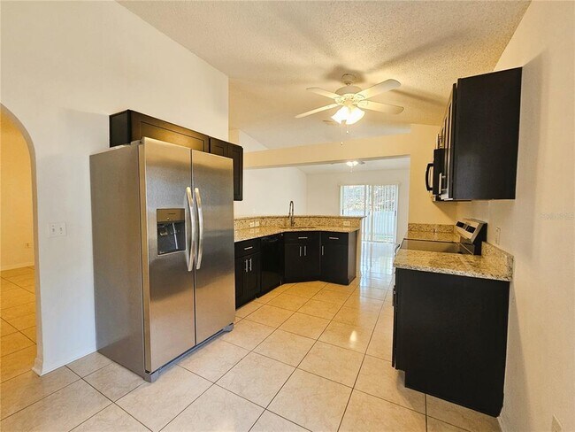 Building Photo - 921 Bristle Cone Ct