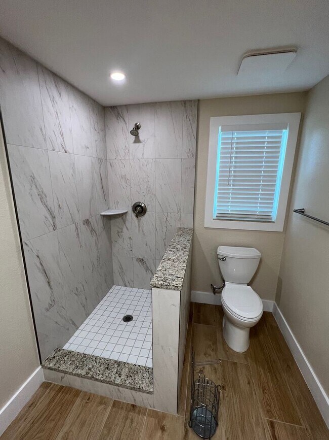 Building Photo - 2 br, 2 bath House - 190 Norfolk Avenue