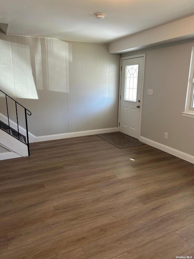 Building Photo - 44 Wooded Way