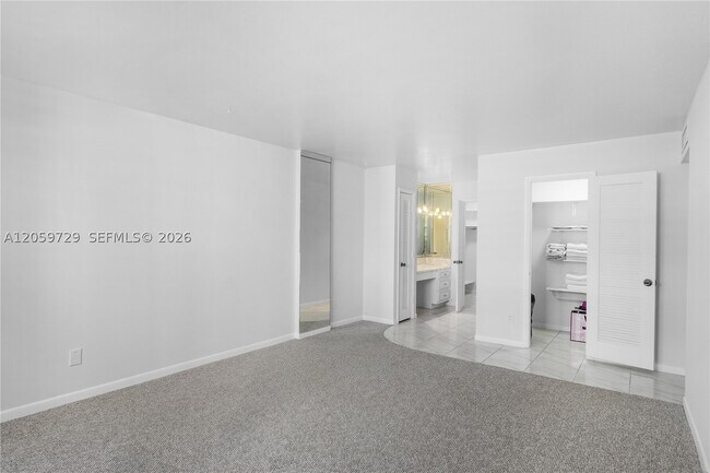 Building Photo - 1849 S Ocean Dr