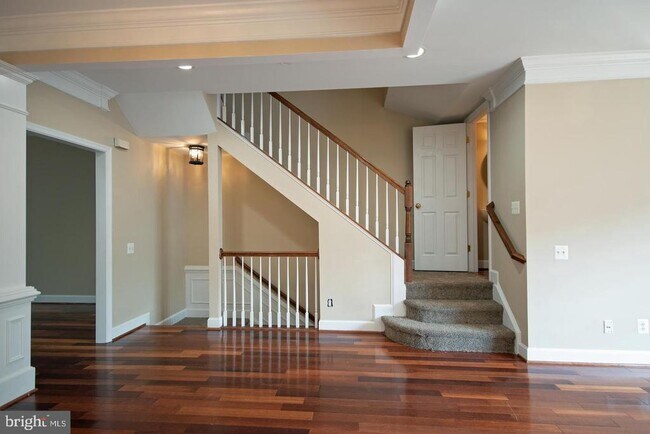 Building Photo - 2444 Terra Cotta Cir