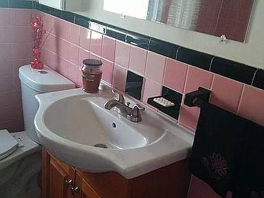 Bath sink - 531 Highland St