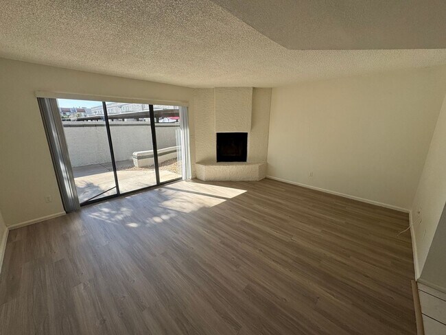 Building Photo - 18239 N 40th St