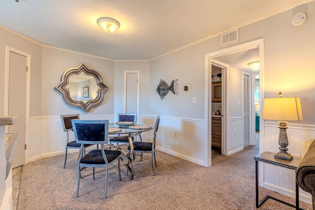 Building Photo - 662 William Hilton Pkwy