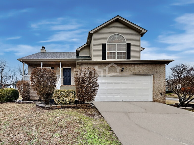 Primary Photo - 1516 Chestnut Oak Dr