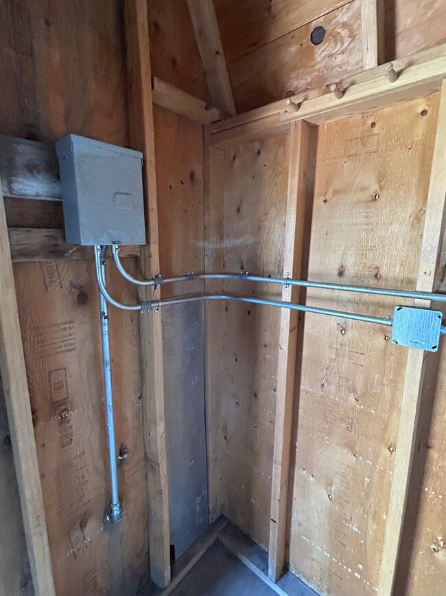 Building Photo - 2652 N Sericin Cir