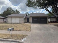 Building Photo - 12105 Missel Thrush Ct