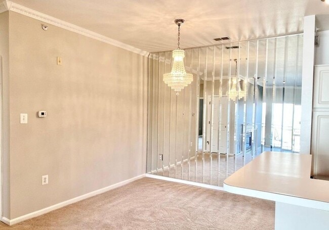 Building Photo - Lovely 2 BR/1 BA Apartment in Germantown!