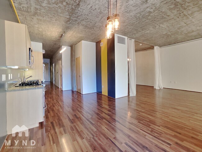 Building Photo - 1818 L St