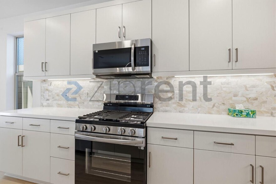 Building Photo - 74189 Storke Dr