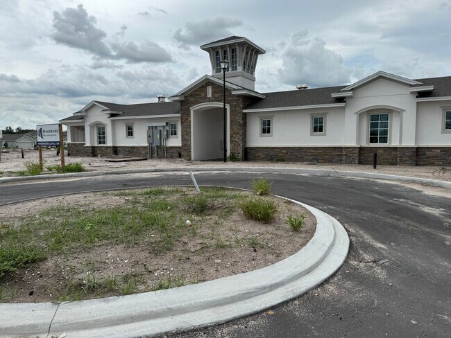 Building Photo - 17471 Whiskey Crk Trl