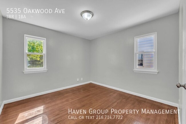 Building Photo - 5535 Oakwood Ave