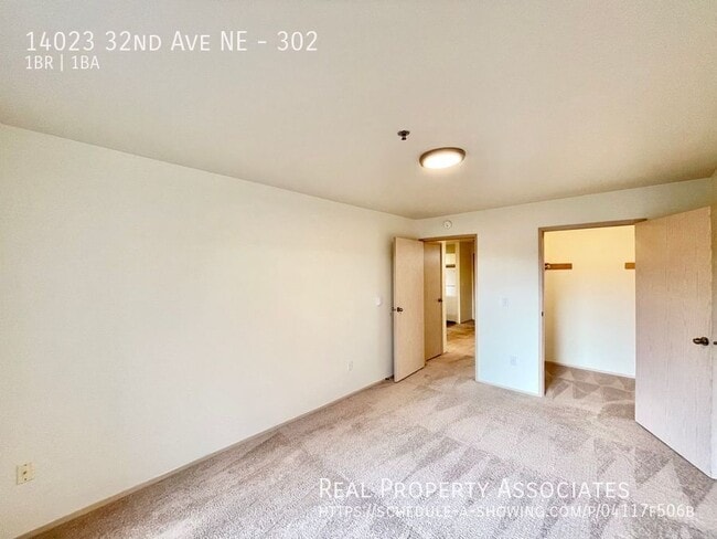 Building Photo - 14023 32nd Ave NE