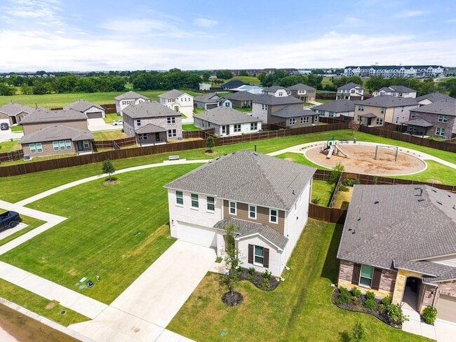 Building Photo - 424 Princewood Dr