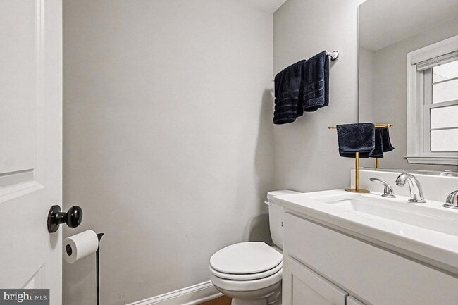 Building Photo - 443 S Robinson St