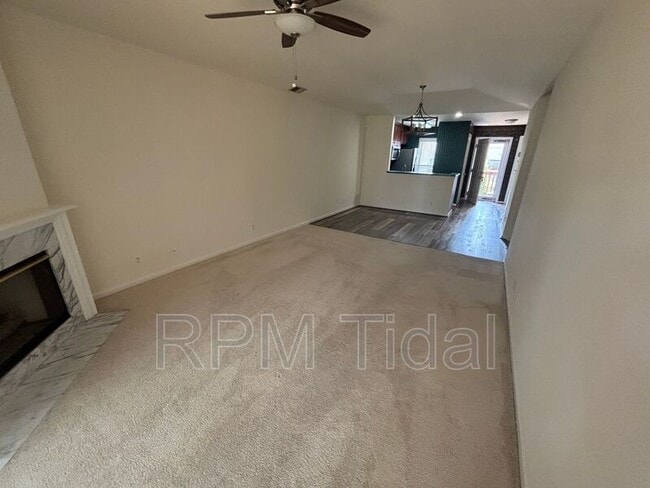 Building Photo - 924 Ironwood Dr