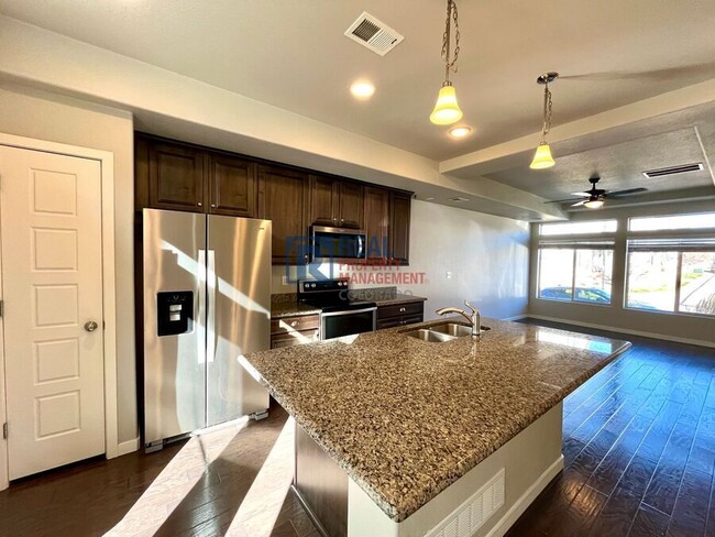 Building Photo - 6179 Mineral Belt Dr