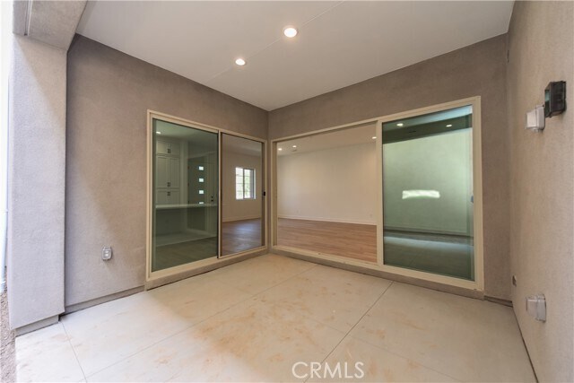 Building Photo - 162 Pattern