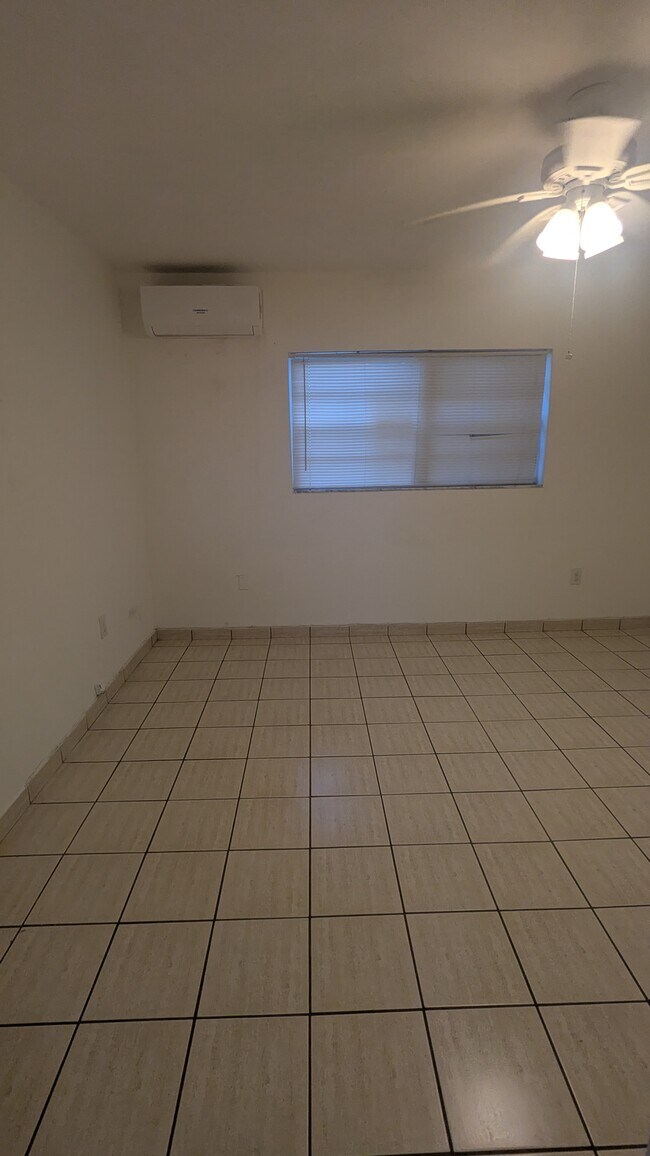 Building Photo - 235 Bird Rd