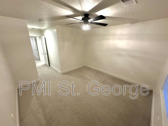 Building Photo - 3226 E 2930 S