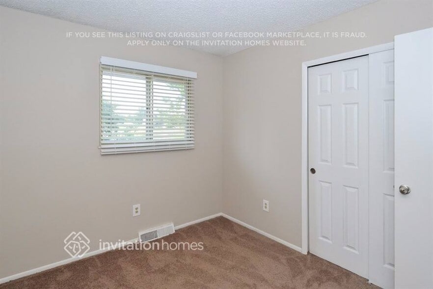 Building Photo - 2137 S Nucla Way