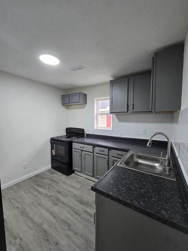 Building Photo - 1029 N New York Ave