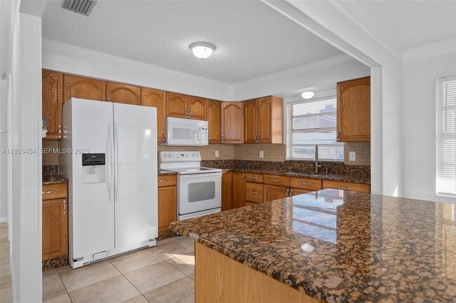 Building Photo - 1705 FL-37