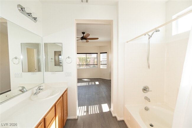 Building Photo - 4921 Novelli Pl