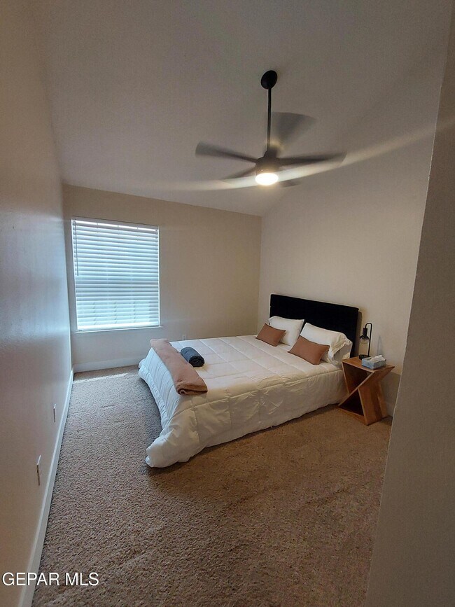 Building Photo - 14021 Highweed Dr