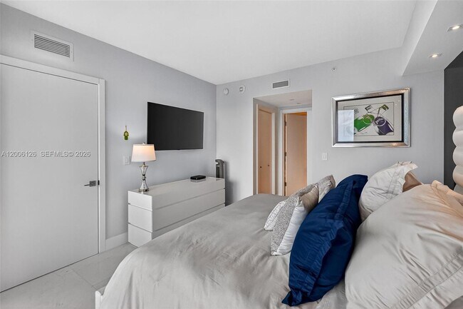 Building Photo - 1300 S Miami Ave