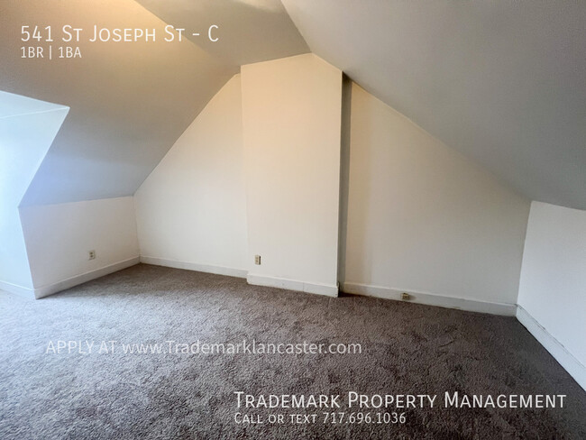 Building Photo - Nice 1 Bedroom Apartment