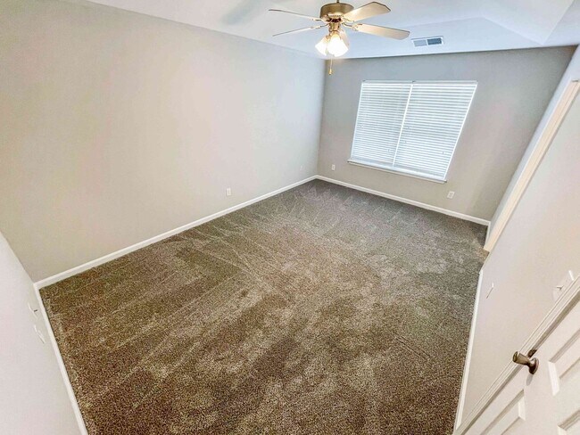 Building Photo - 3BR/2.5BA Home in Acworth