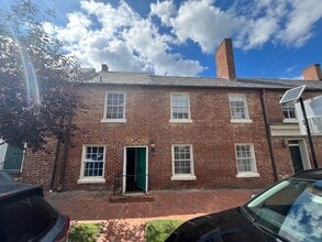 Building Photo - 316 Princess Anne St