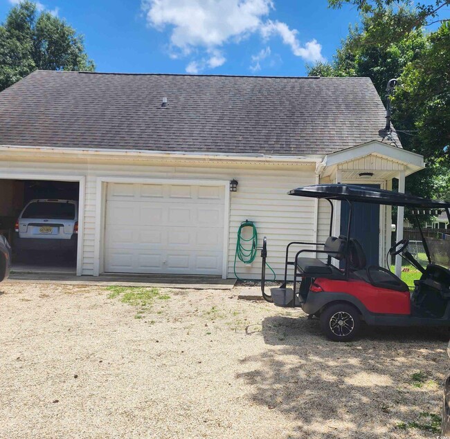 Primary Photo - 1009 Bay Dr