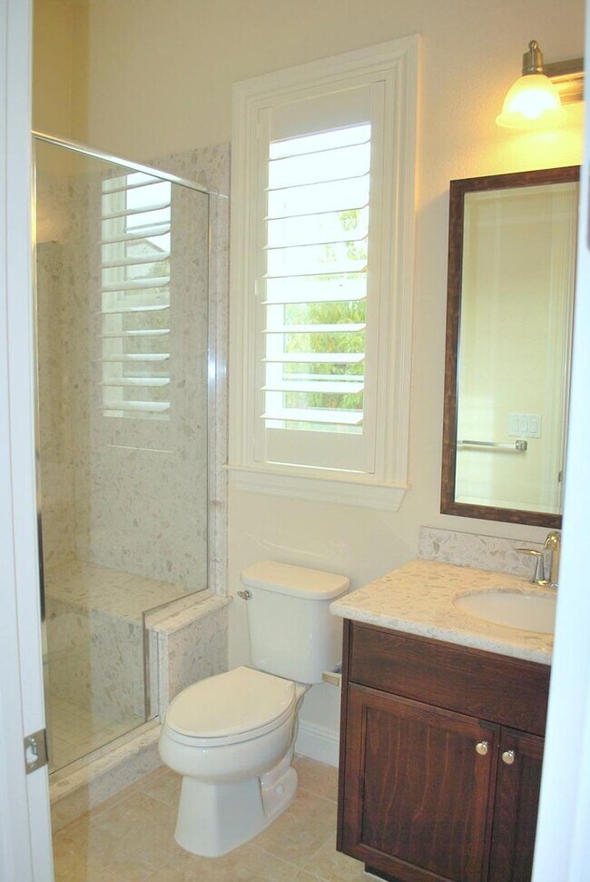Building Photo - 3502 Cinnamon Ridge Rd