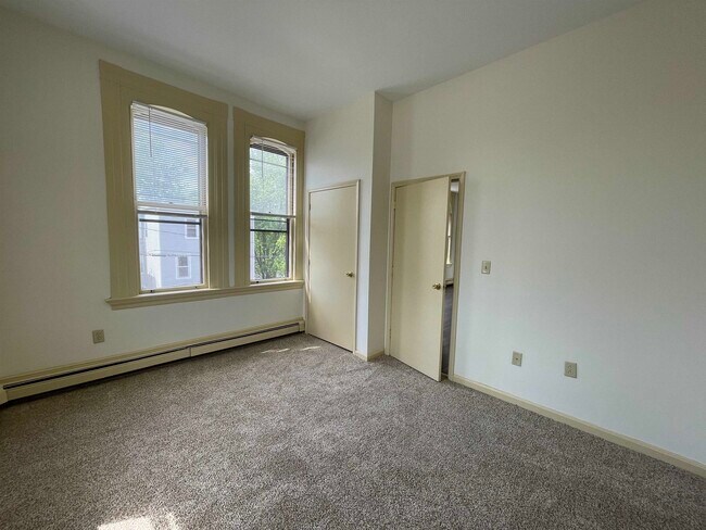 Building Photo - 124 Orange St