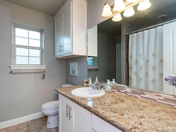 Building Photo - 7304 City View Dr