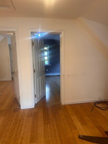 Building Photo - 316 Summer Ave